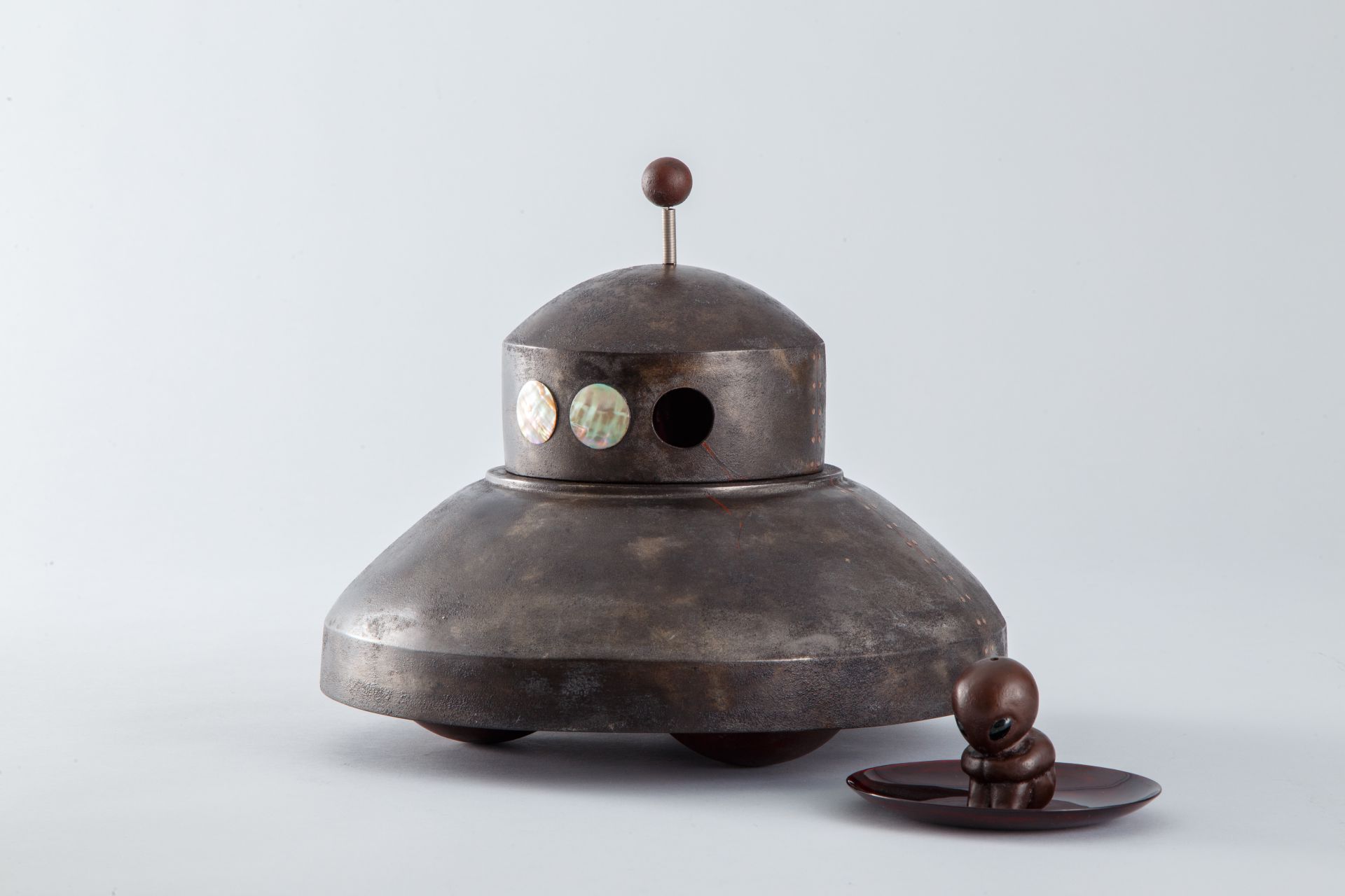 香炉「UFO」