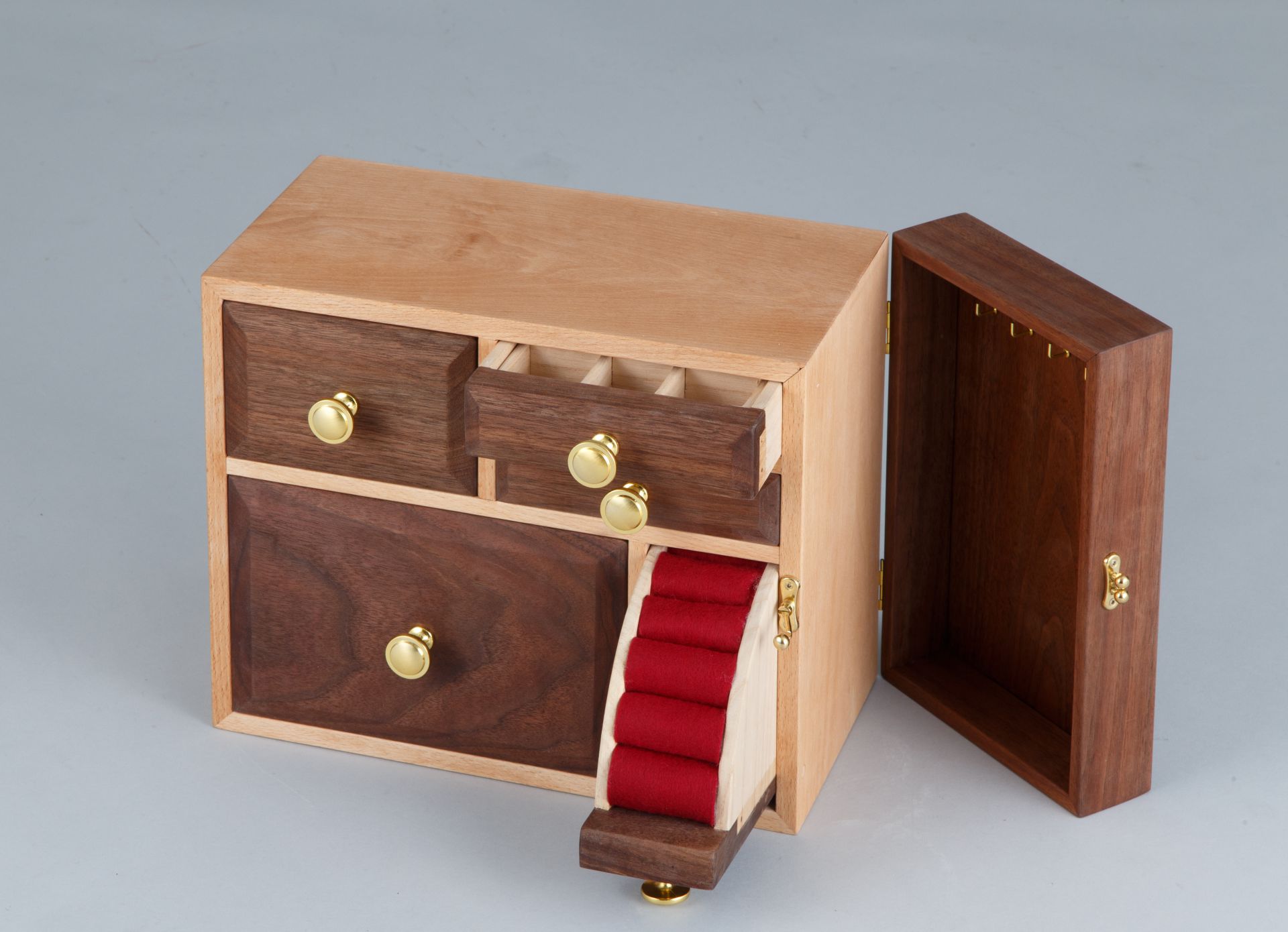 ジュエリーボックス