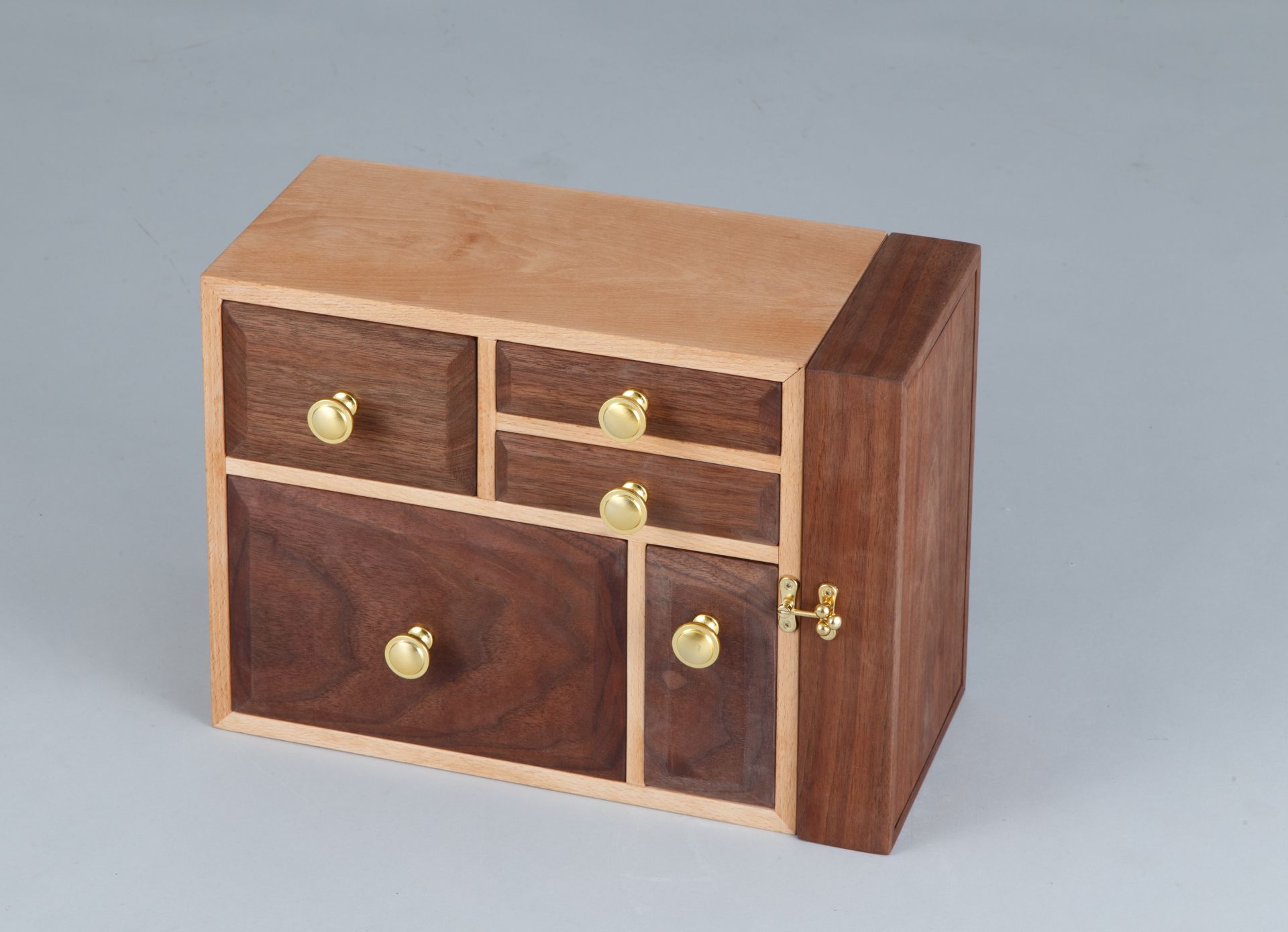 ジュエリーボックス