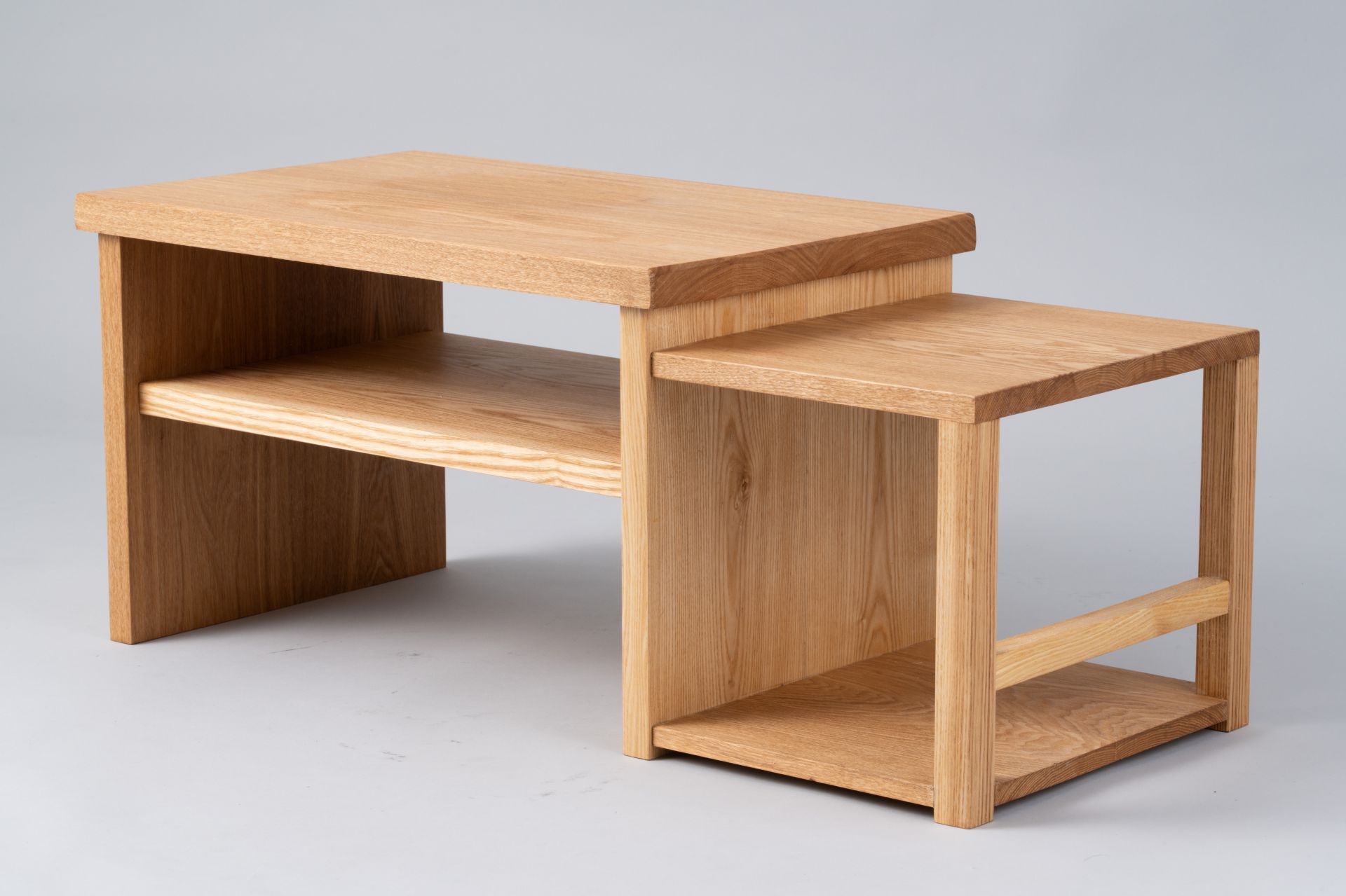 収納ローテーブル