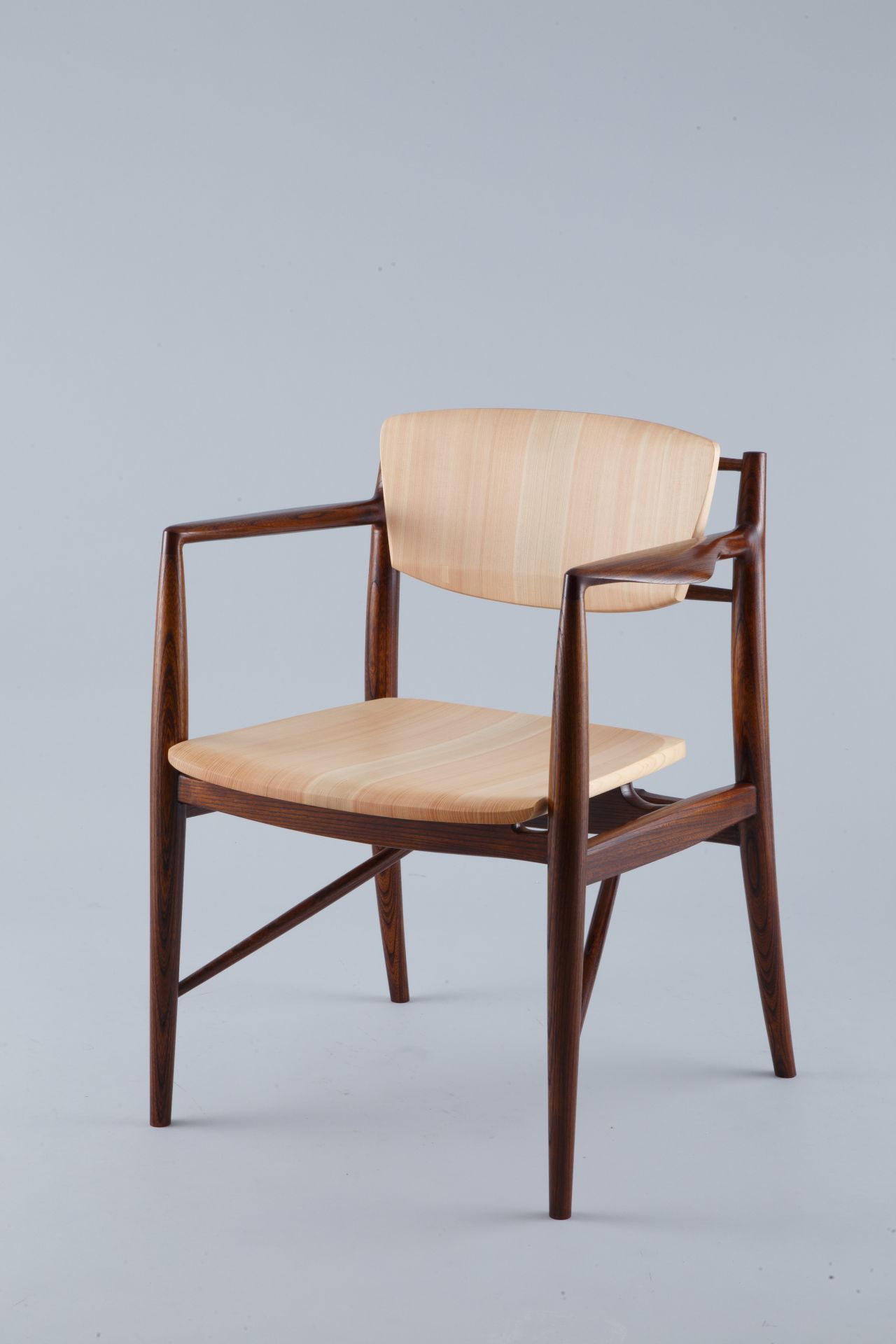 dining chair 体・形