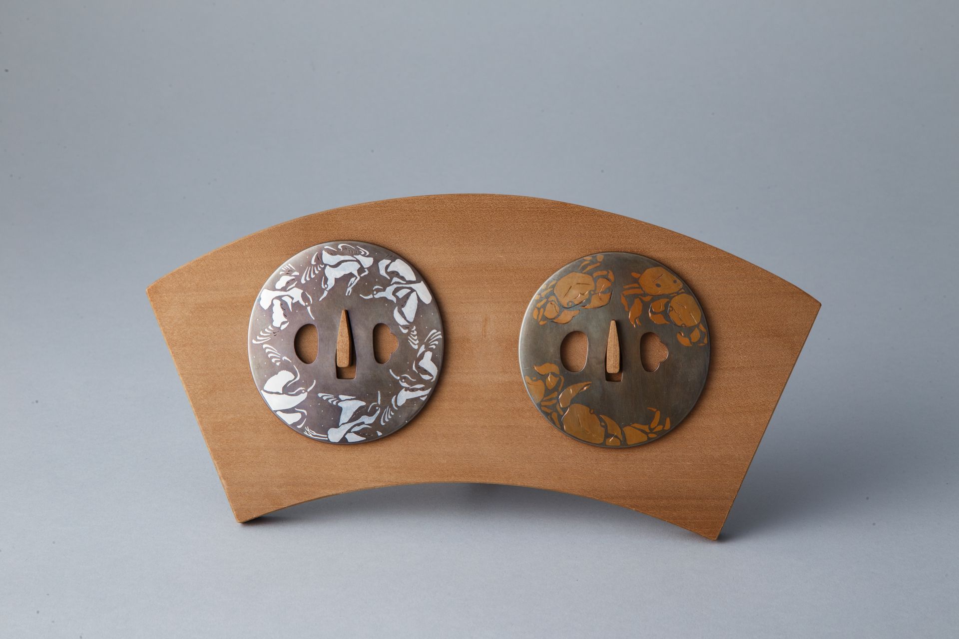 反嘴背高鴫蟹図大小鐔