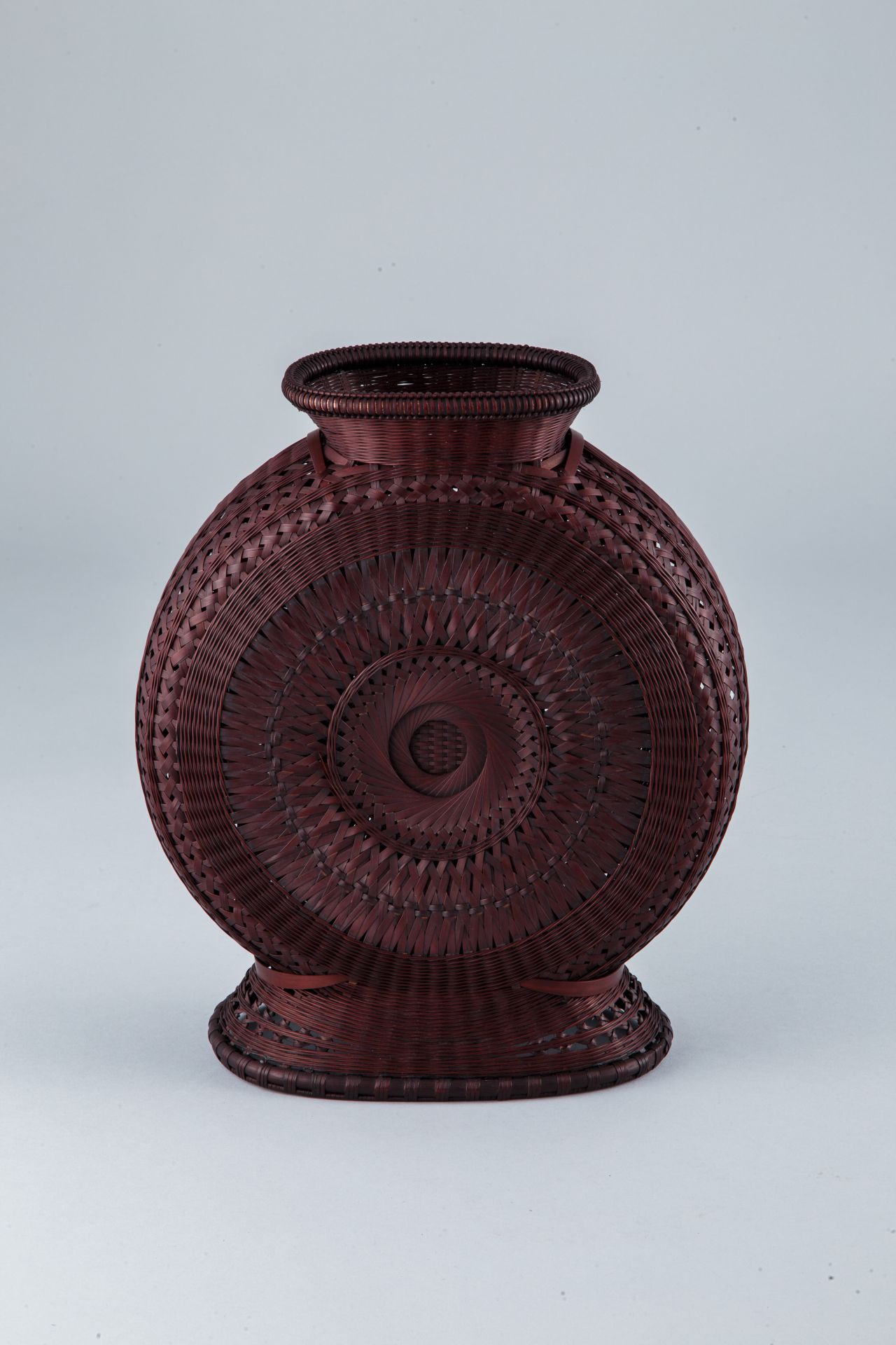 抱月扁壺形花籃